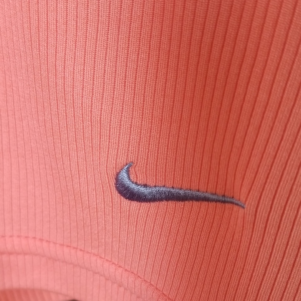Nike dri fit tank size xl - Picture 2 of 4